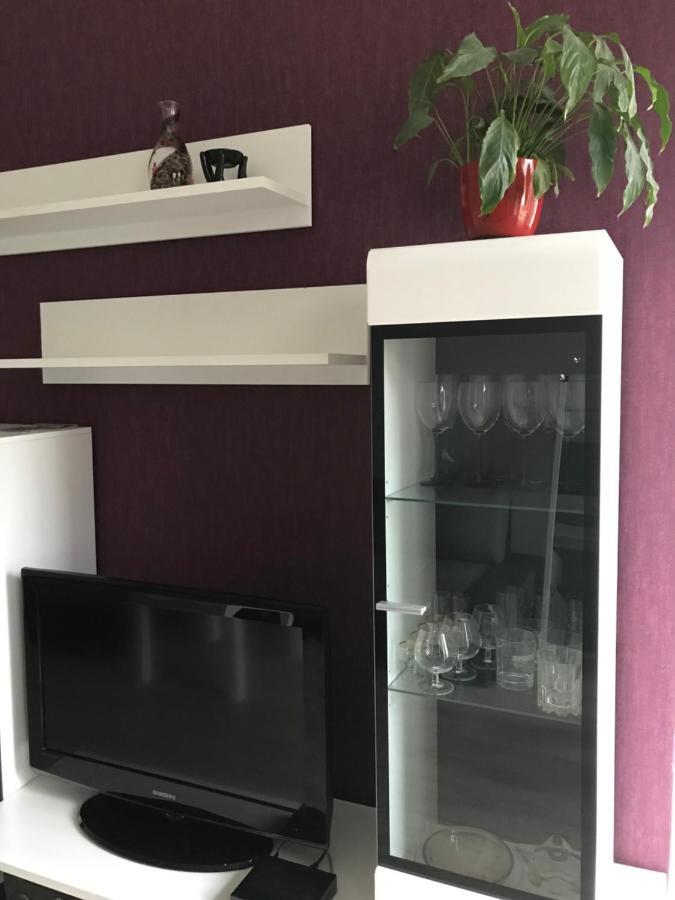 Karla Iela Apartman Ventspils Kültér fotó